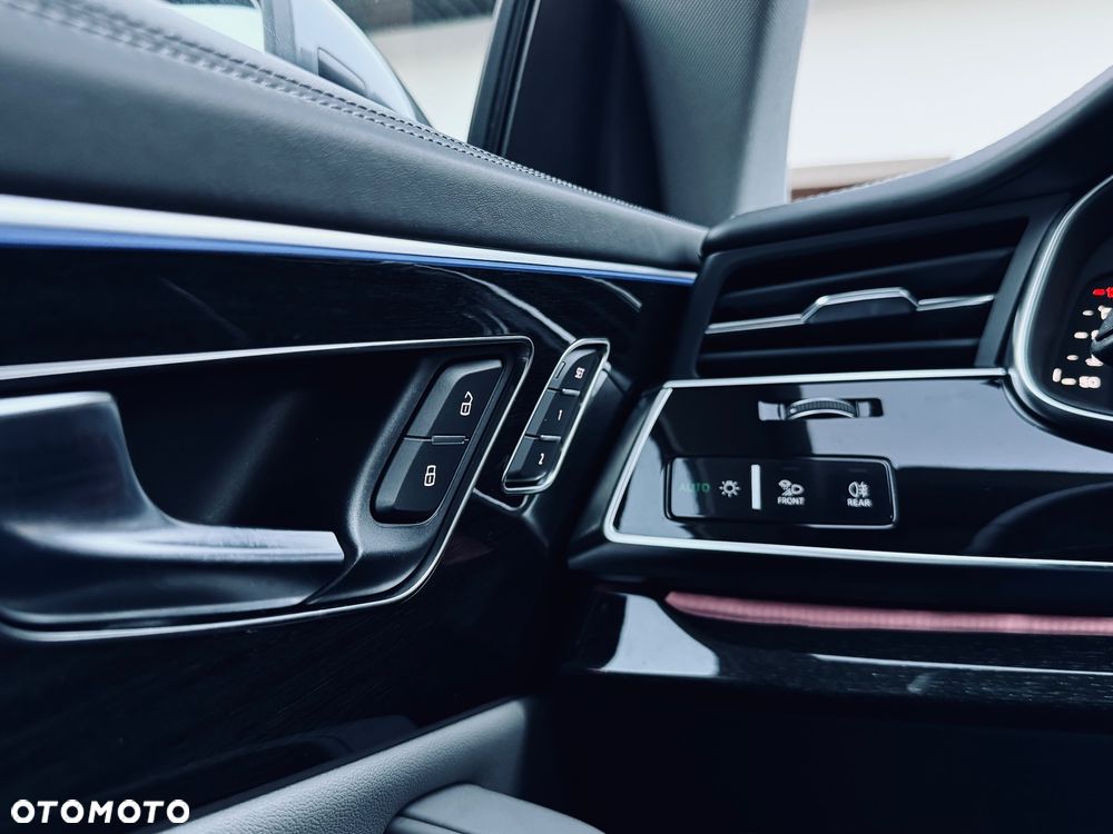 Audi Q8 50 TDI mHEV Quattro Black Edition Tiptronic - 37