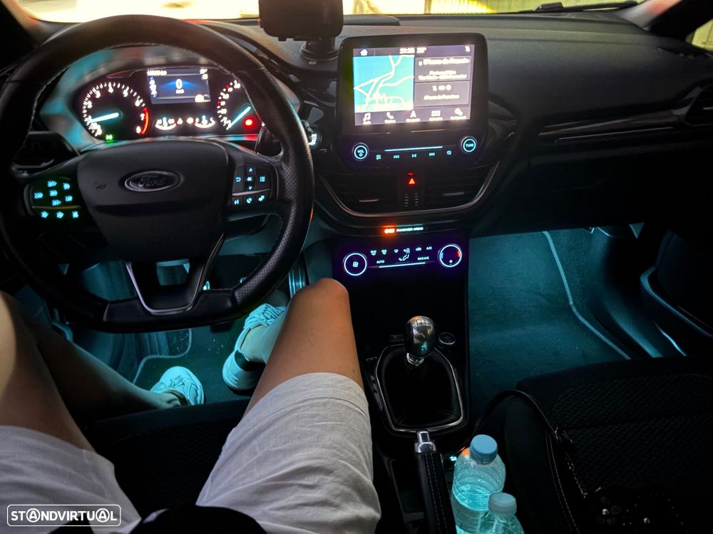 Ford Fiesta 1.0 EcoBoost ST-Line - 17