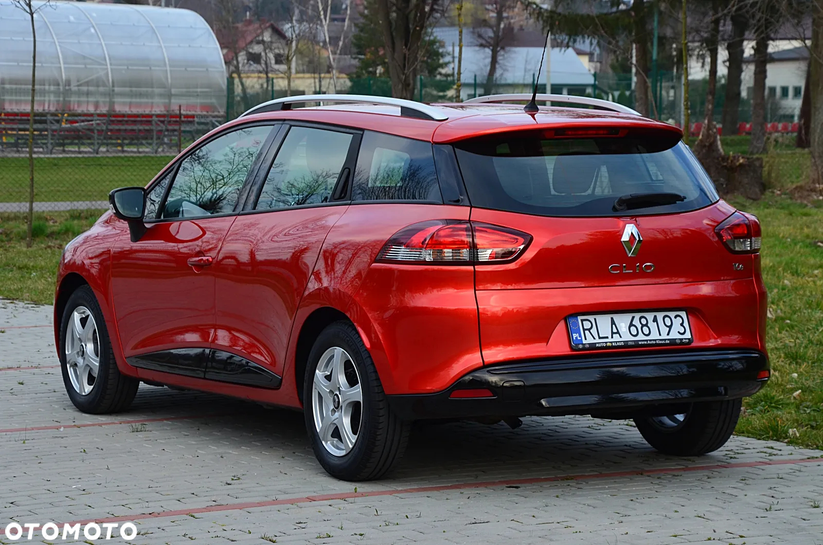 Renault Clio - 12