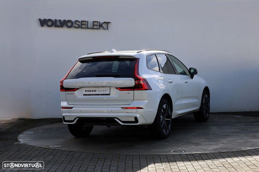 Volvo XC 60 2.0 T6 PHEV Plus Dark - 3