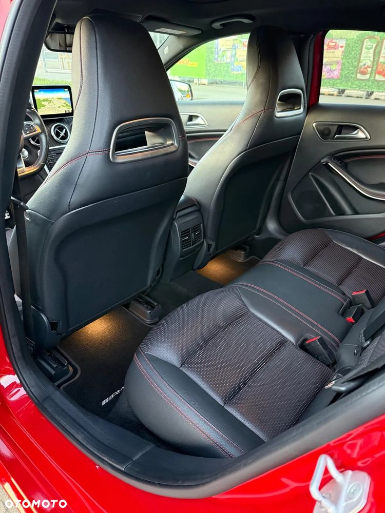 Mercedes-Benz Klasa A 220 d 4-Matic AMG Line - 7