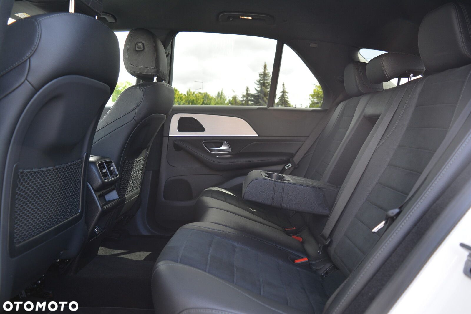 Mercedes-Benz GLE 300 d 4-Matic - 29