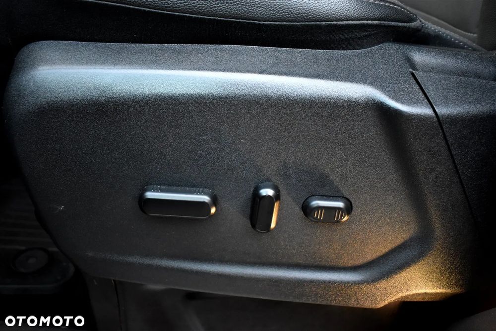Ford Tourneo Custom 320 L1H1 VA Autm Titanium X - 30