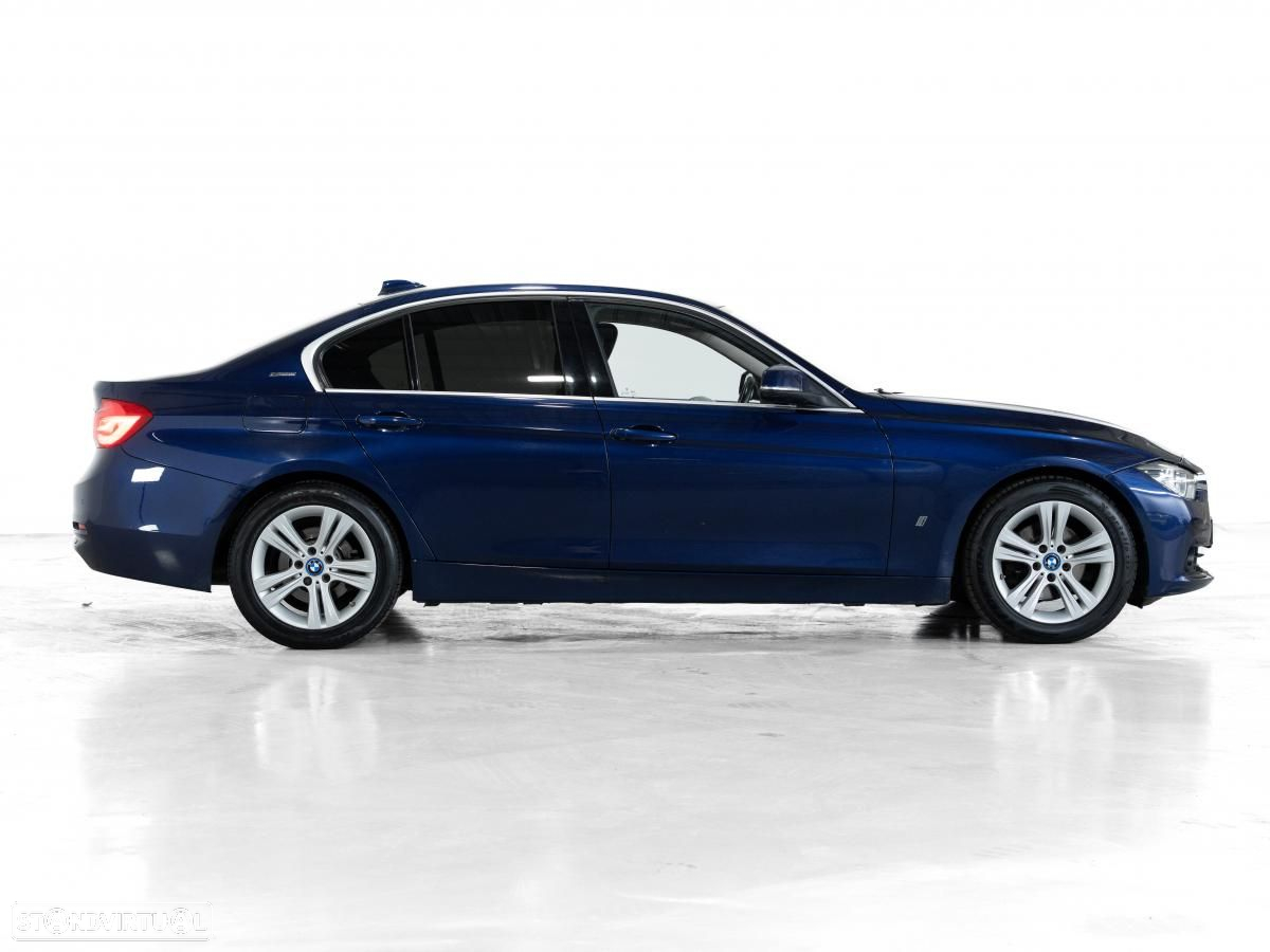 BMW 330 - 2