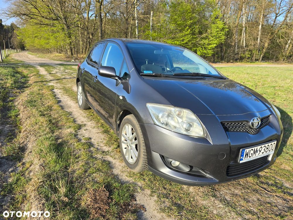 Toyota Auris 2.0 D-4D - 12