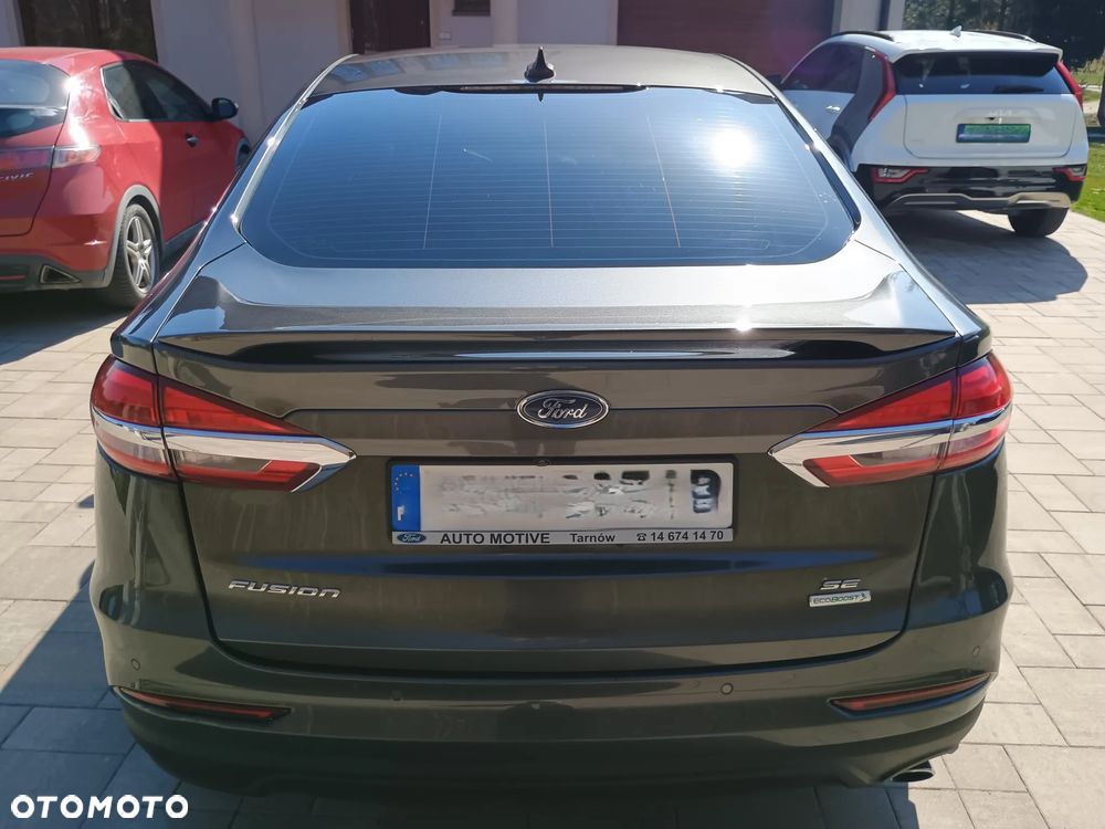 Ford Fusion - 6