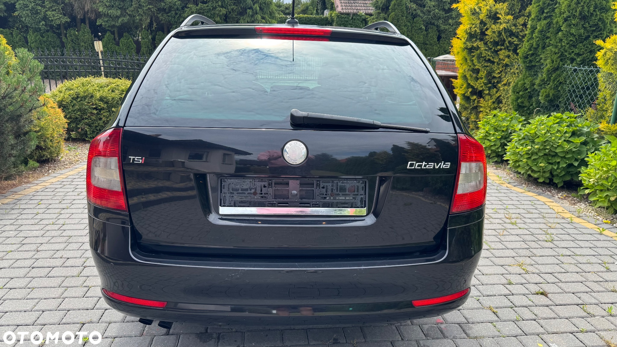 Skoda Octavia 1.8 TSI DSG Laurin & Klement - 6