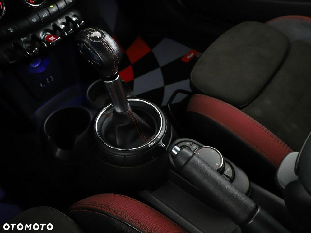 MINI John Cooper Works - 28