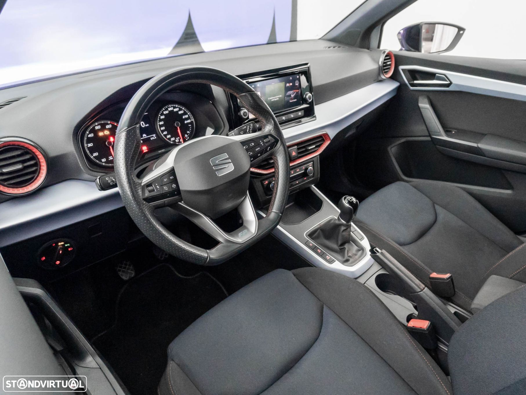SEAT Arona 1.0 TSI FR - 13