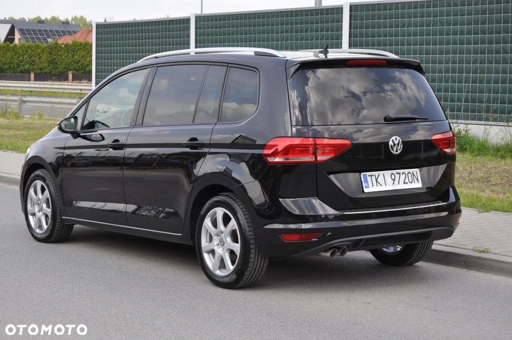 Volkswagen Touran 2.0 TDI SCR Comfortline - 26