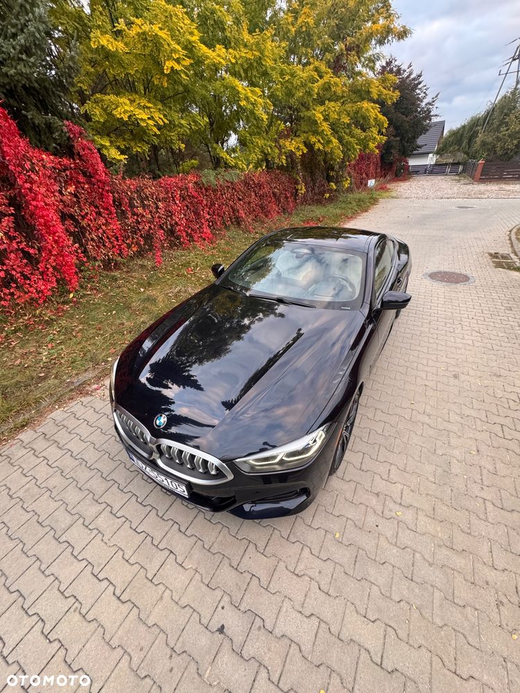 BMW Seria 8 - 22