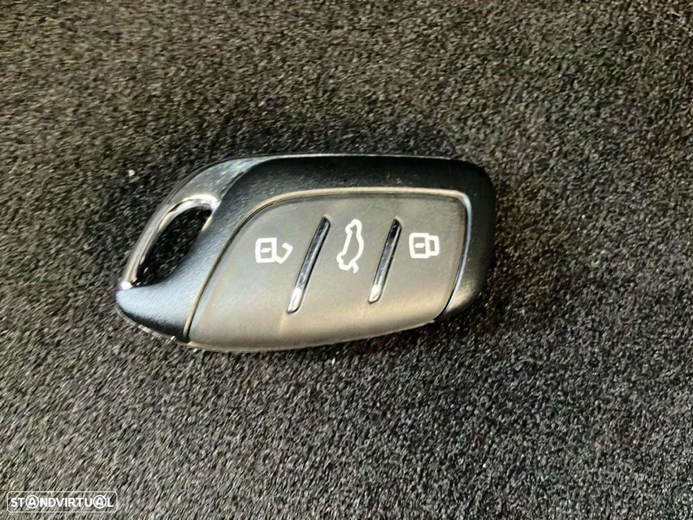 MG MG4 64 kWh Luxury - 19