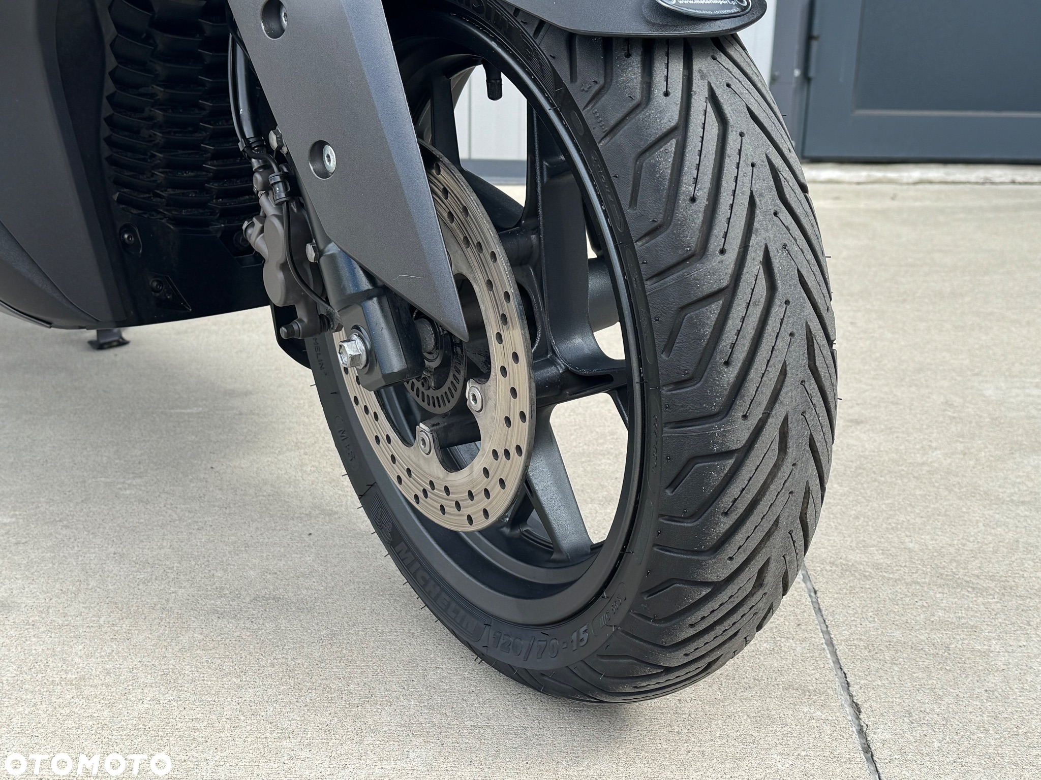 Yamaha X-max - 17