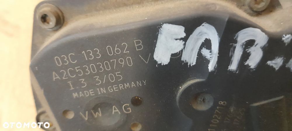 przepustnica fabia polo 1,2  036133062N 03C133062B - 3