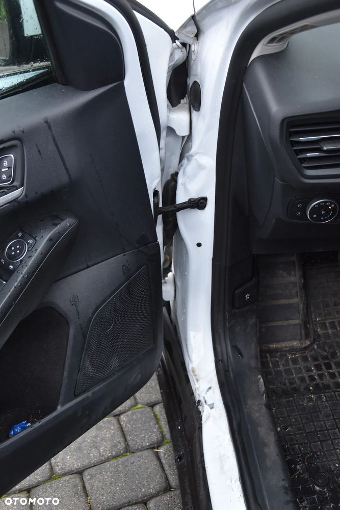Ford Focus 1.5 EcoBlue Start-Stopp-System TITANIUM - 20