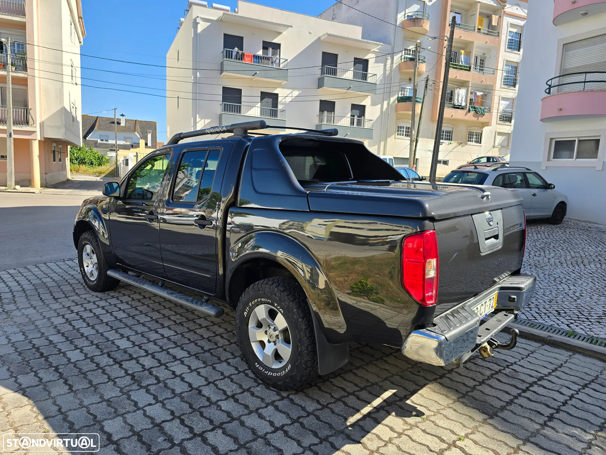Nissan Navara 2.5 dCi CD LE Premium - 3