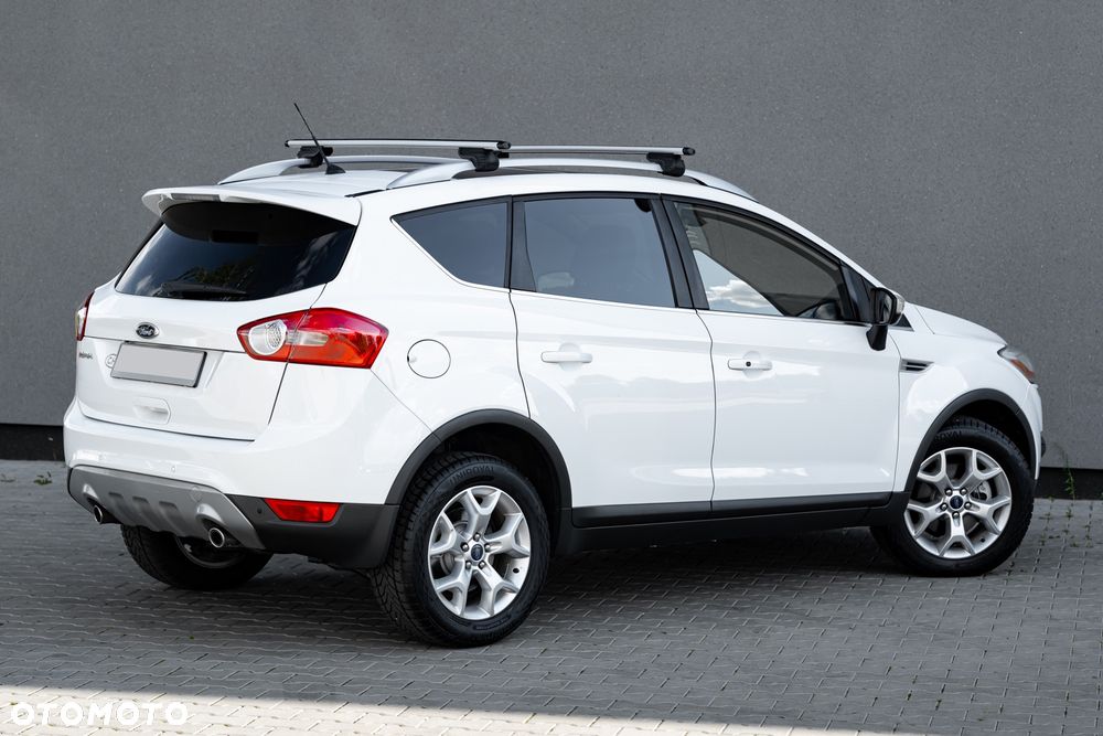 Ford Kuga 2.0 TDCi 4x4 Titanium - 10