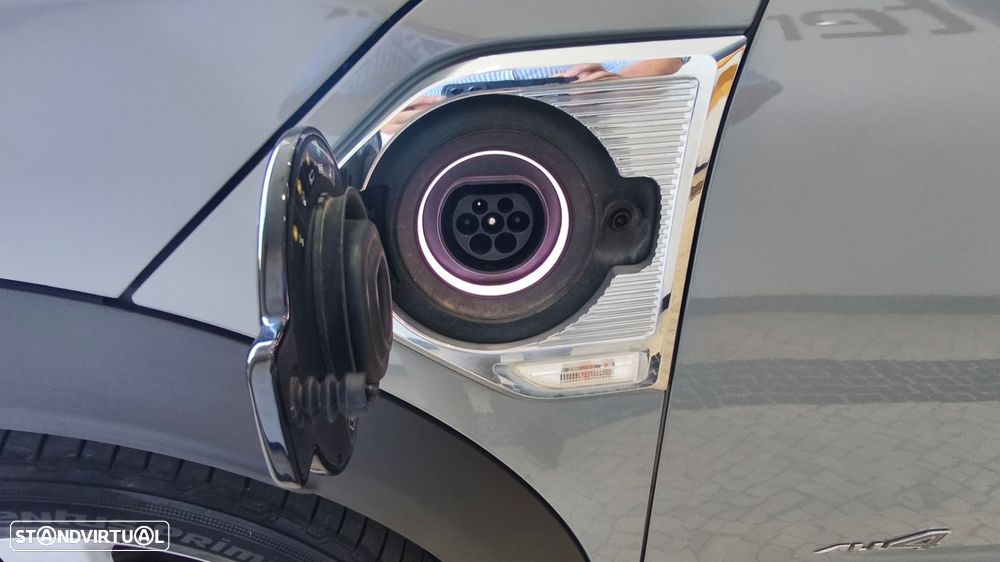 MINI Countryman Cooper SE ALL4 Auto - 27