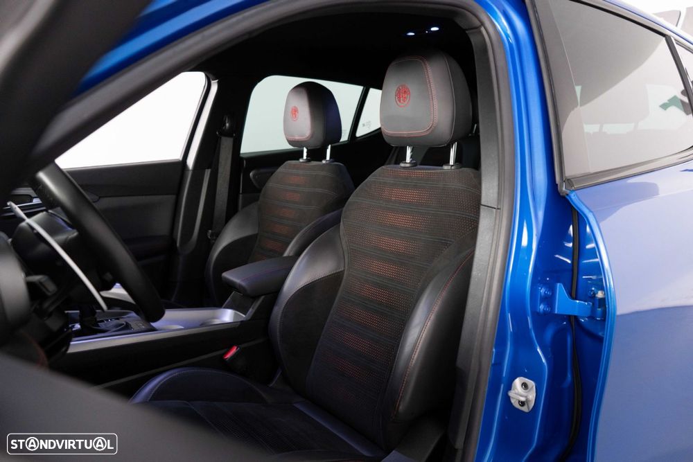 Alfa Romeo Tonale 1.3 Plug-In Hybrid Veloce e-AWD - 8