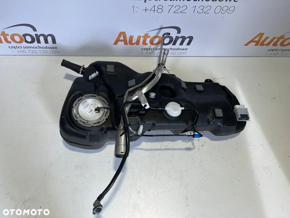 VOLVO XC40 21r ZBIORNIK PALIWA 32224729 - 1