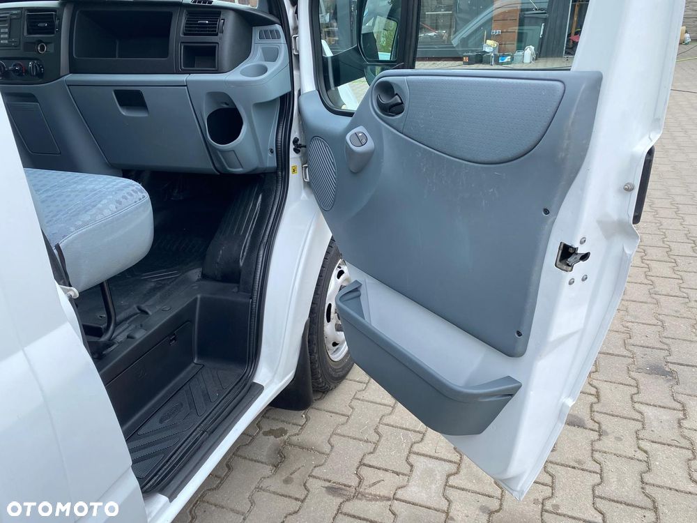 Ford TRANSIT - 16