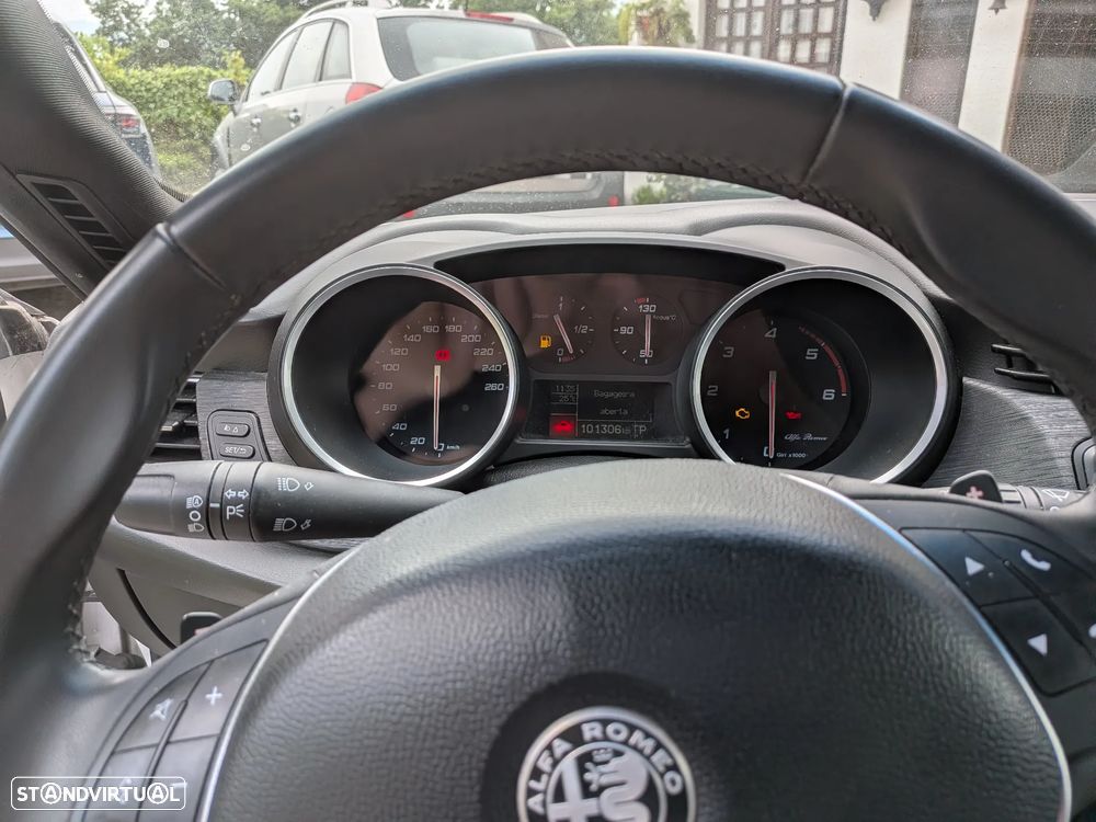 Alfa Romeo Giulietta - 9