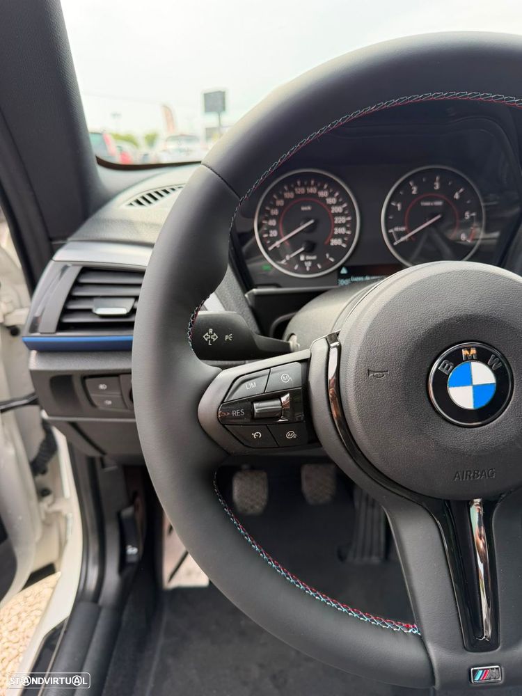 BMW 120 d xDrive Pack M - 16