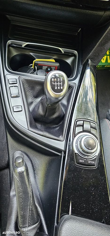 BMW Seria 3 316d Sport Line - 12
