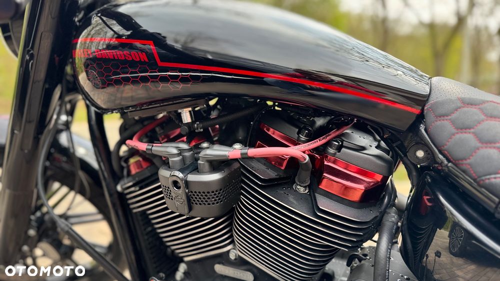 Harley-Davidson FXSB Breakout - 12