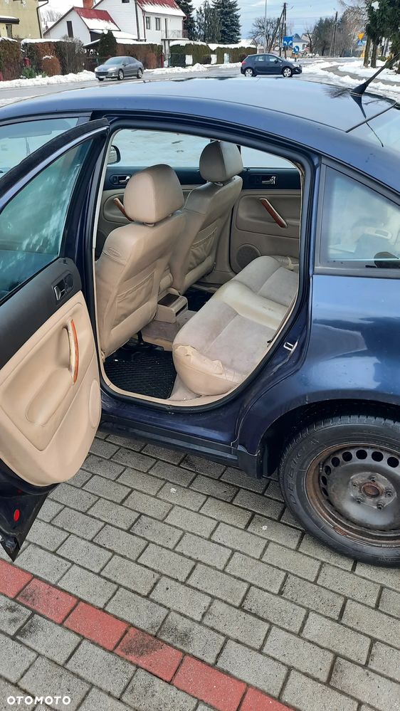 Volkswagen Passat 1.9 TDI - 8