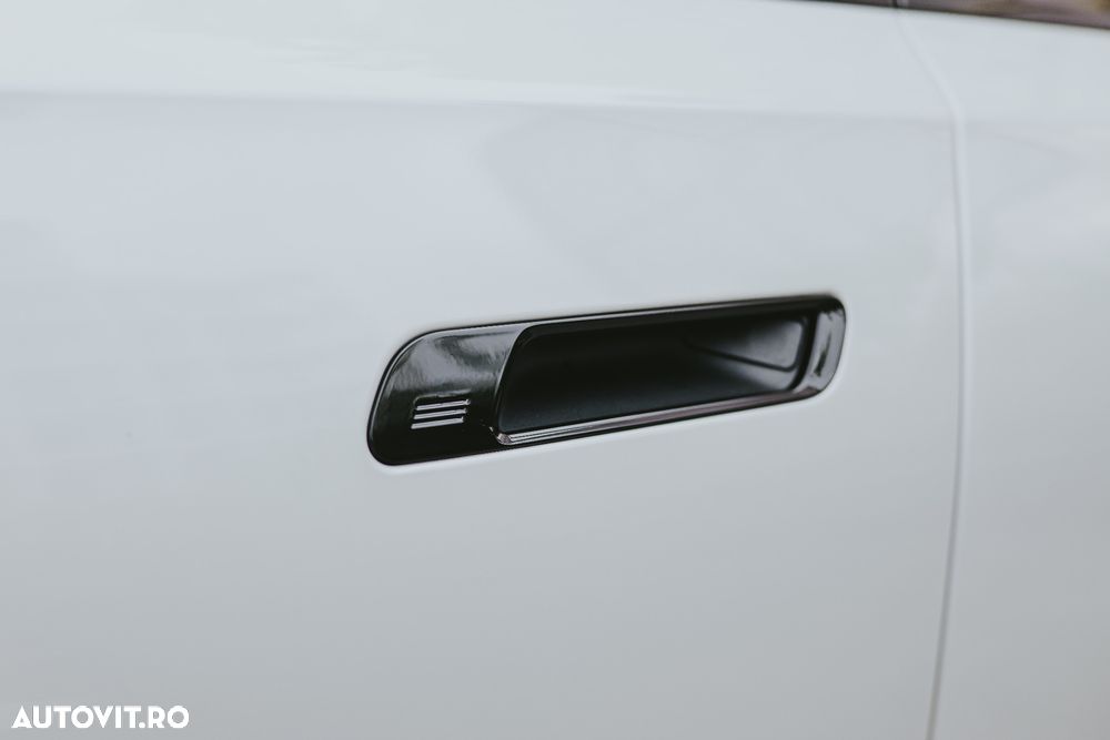 BMW Seria 7 740d xDrive MHEV - 21