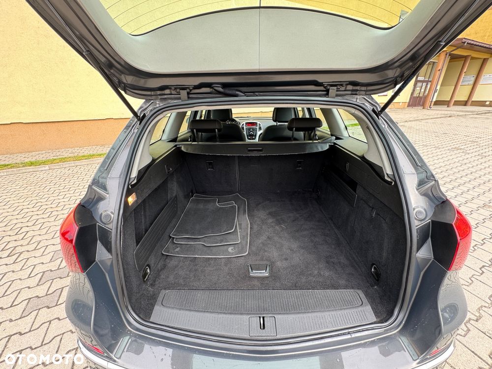 Opel Astra 1.4 T Cosmo - 8