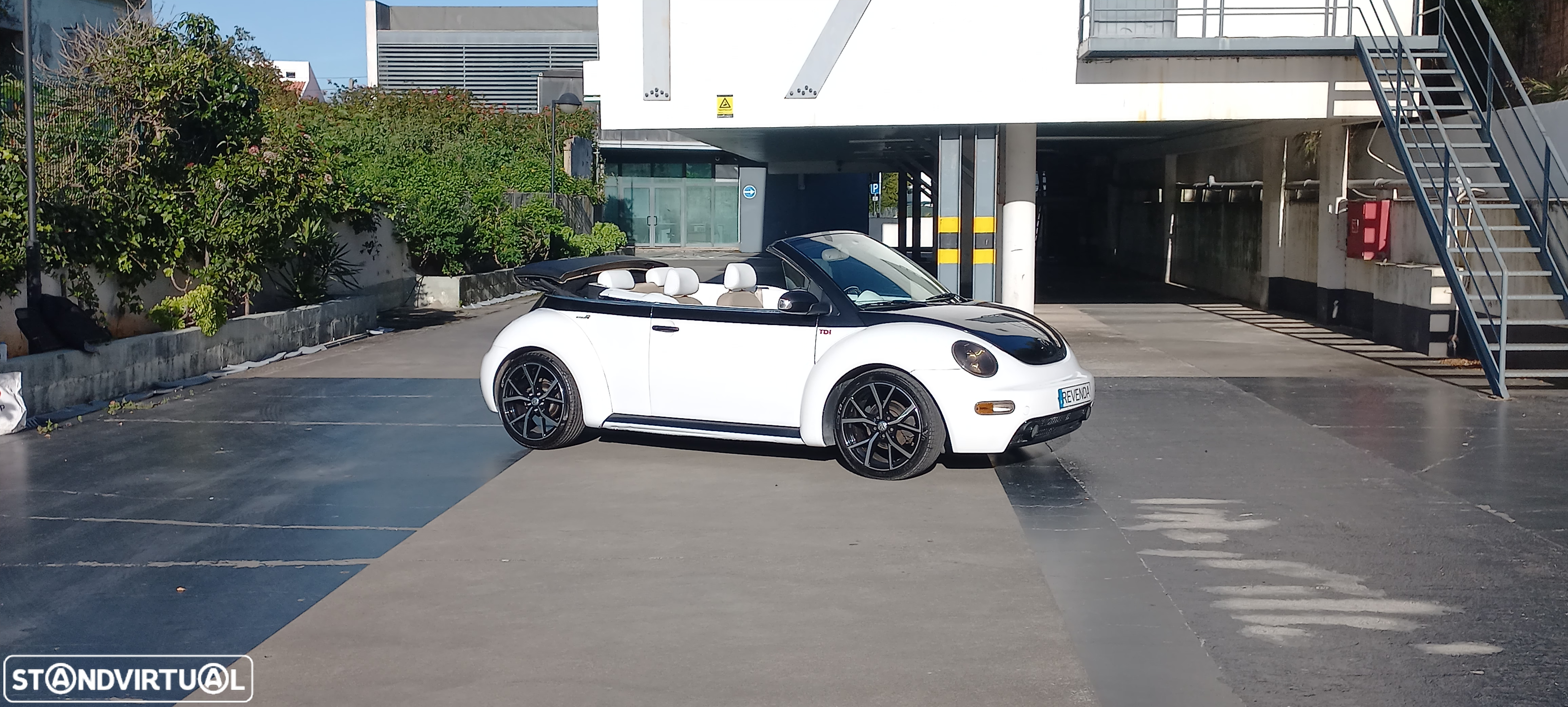 VW New Beetle Cabriolet 1.9 TDi Top Couro - 14
