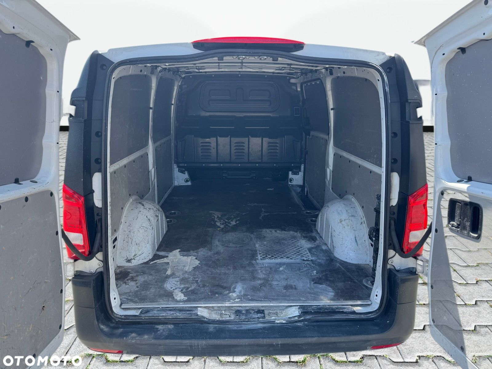 Mercedes-Benz Vito - 17