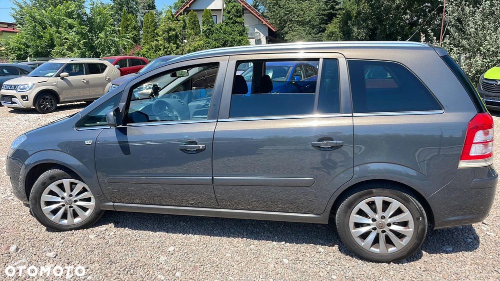 Opel Zafira 1.8 Family Plus - 8
