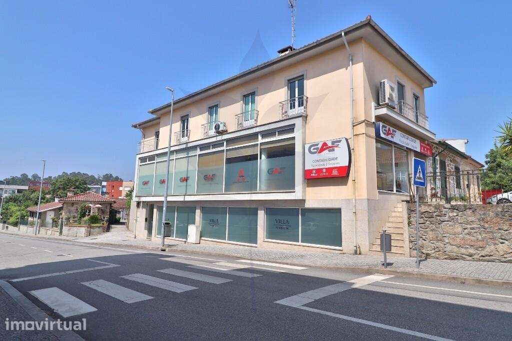 Andar Moradia T3 no Centro de Vila Verde | Mobilado e Equipado | Com G - Grande imagem: 3/32