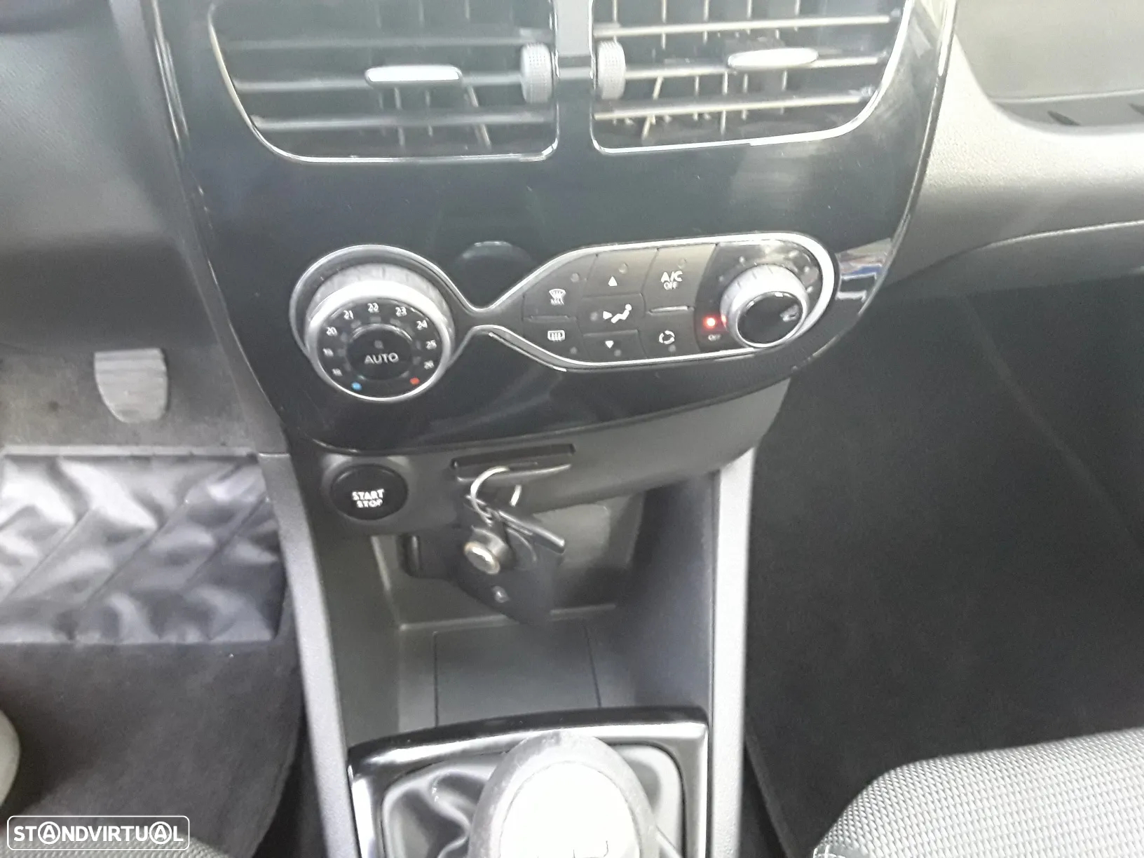Renault Clio (Energy) dCi 90 Start & Stop INTENS - 18