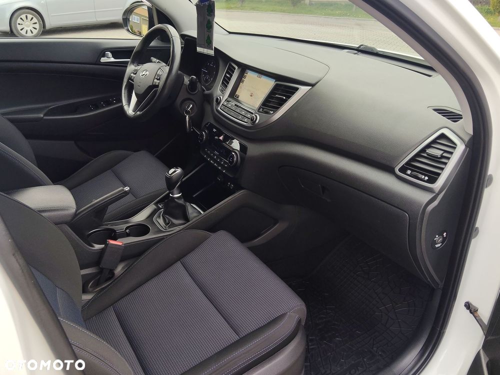 Hyundai Tucson 2.0 CRDi 4WD Passion Plus - 37