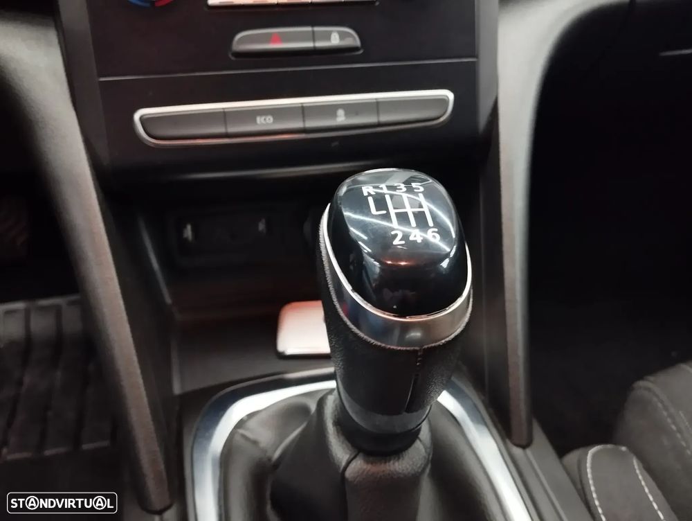 Renault Mégane Sport Tourer 1.5 Blue dCi Limited - 33