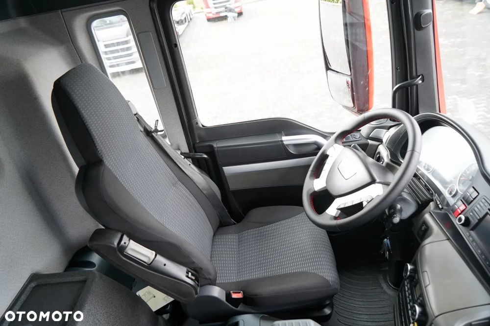 MAN TGS 26.400 / 6x4 / WYWROTKA 2 STRONNA  + HDS HMF 1530 K2  / HYDROBURTA / CHWYTAK / PILOT /  NAVI / - 30