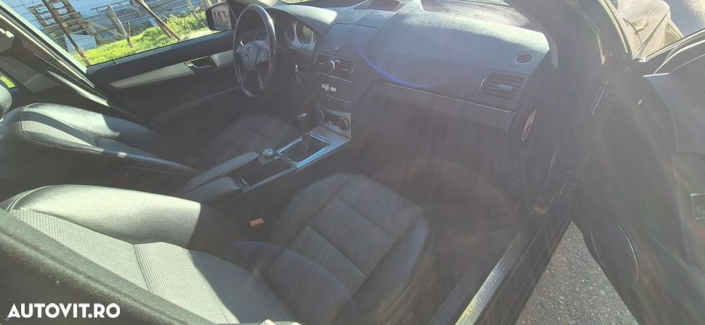 Mercedes-Benz C 200 CDI - 21