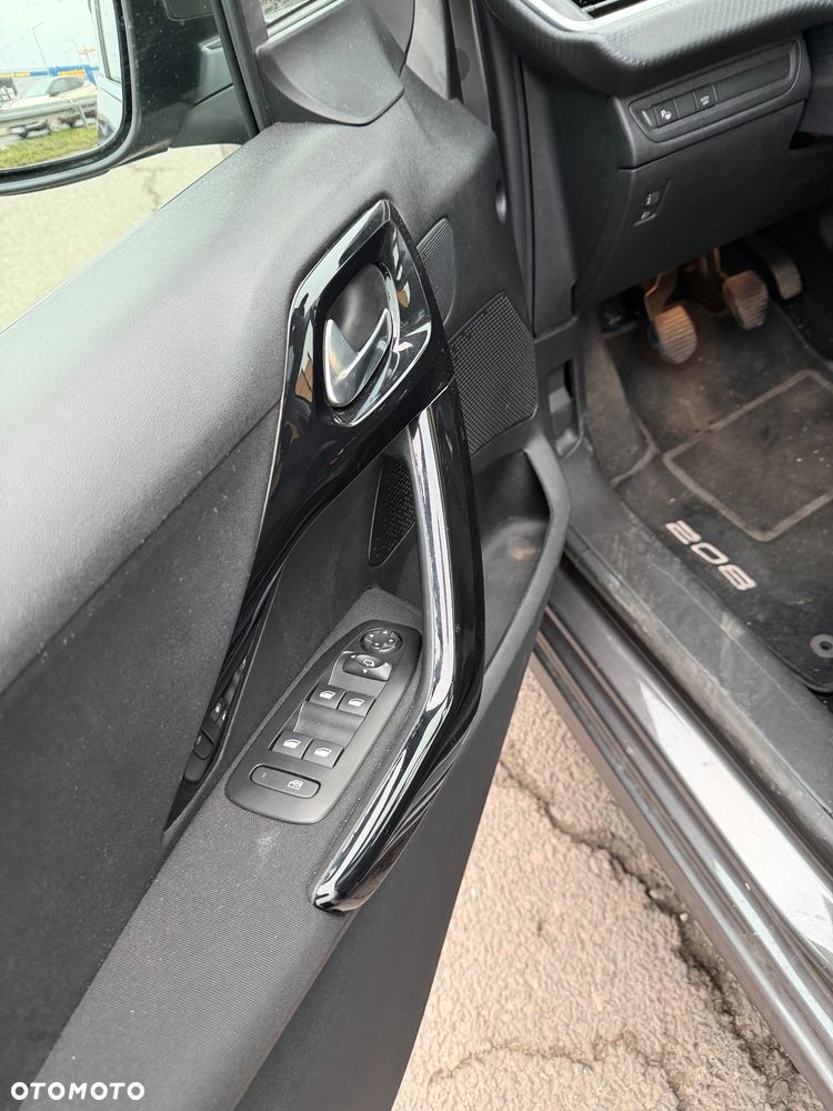 Peugeot 208 PureTech 82 Start & Stop Allure - 20