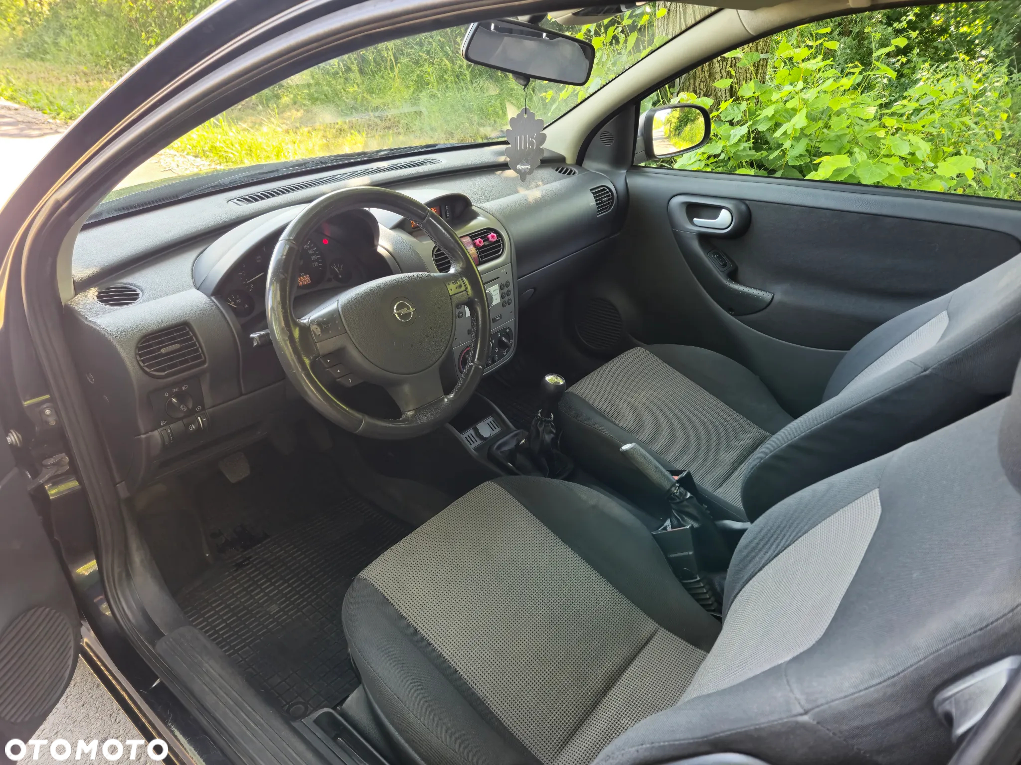 Opel Corsa - 10