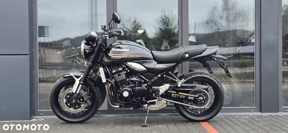 Kawasaki Z 900 RS - 22