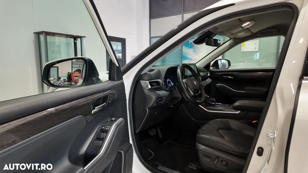 Toyota Highlander 2.5 L Dynamic Force 248CP Exclusive Pearly - 12