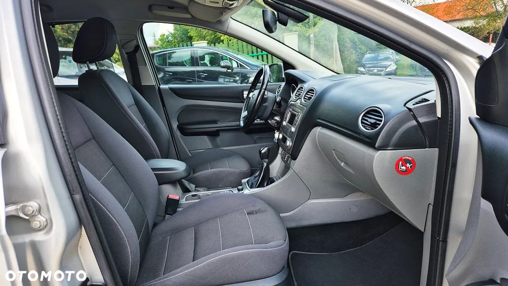 Ford Focus 1.8 FF Platinium X - 37
