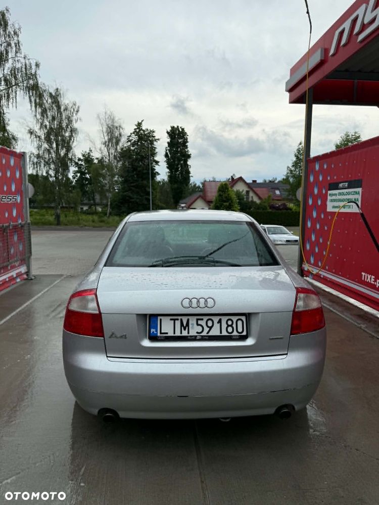 Audi A4 Avant 1.8T Quattro - 5