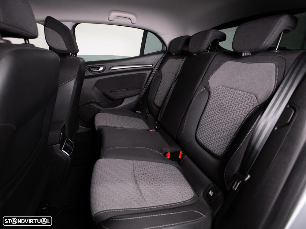 Renault Mégane 1.5 Blue dCi Limited - 10
