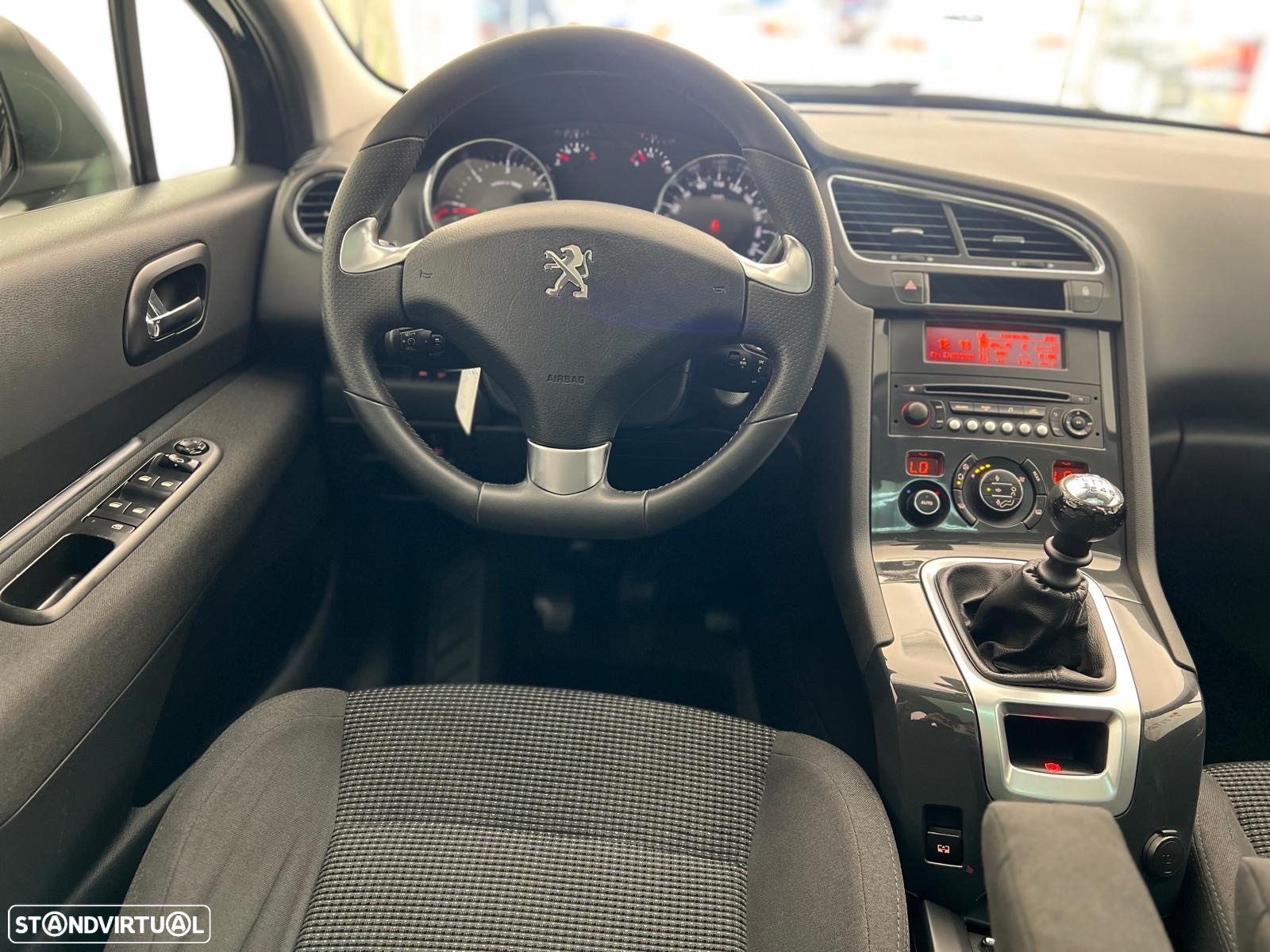Peugeot 5008 1.6 BlueHDi Style - 11