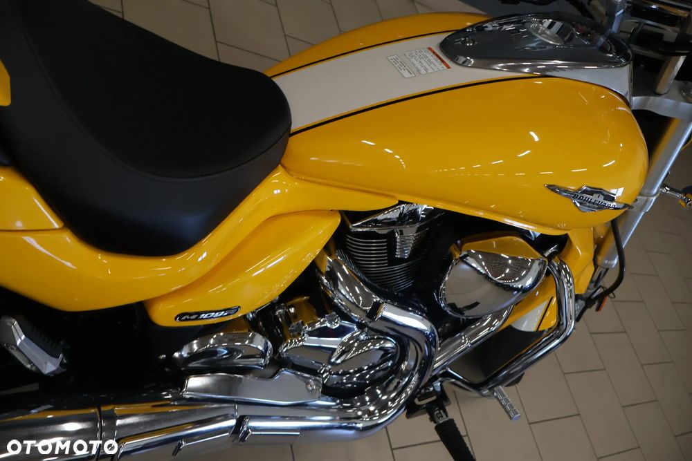 Suzuki Intruder - 4